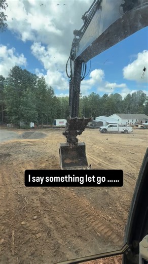 Triple H construction | Equipment problems #heavy equipment #construction #johndeere loop | Instagram