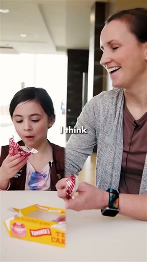 Americans try Tunnock's tea cakes for the first time | Hilarious reactions!