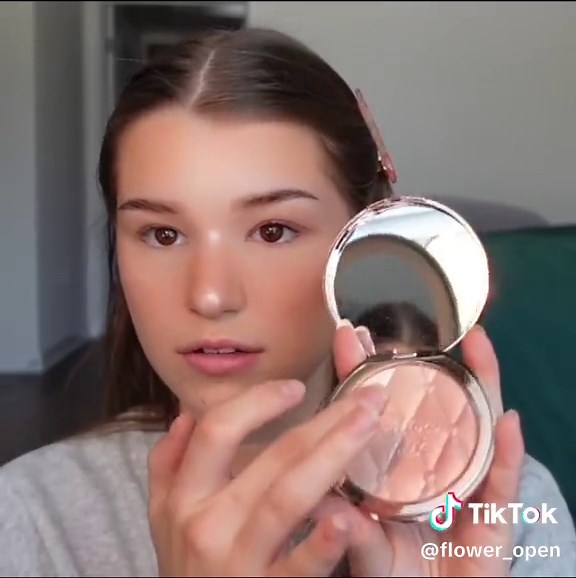 Makeup_For_.All sur TikTok