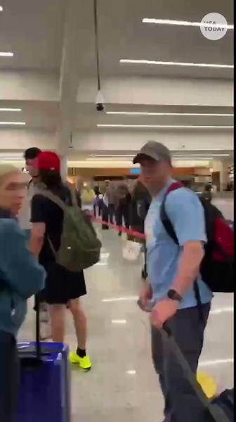 Massive security lines stretch through Atlanta airport