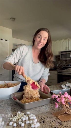 Strawberry & White Chocolate Rice Crispy Treats
