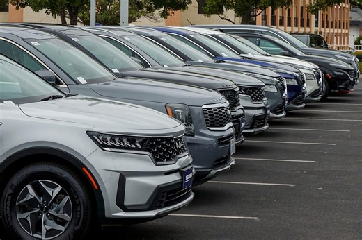 The most popular US car color won’t surprise you, but the least popular might