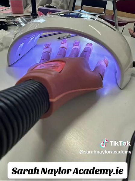 Beginner Nail Tech Course for teenagers #nailcoursedublin #sarahnayloracademy #beginnernailtech