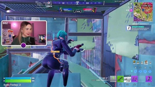 Build solos and reading chat! | Join my Minecraft Server -> !howtojoin | !discord !socials