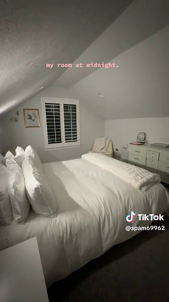 Create Your Perfect White Room Aesthetic