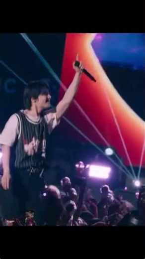 Stray Kids — MIROH | The DominATE Experience
