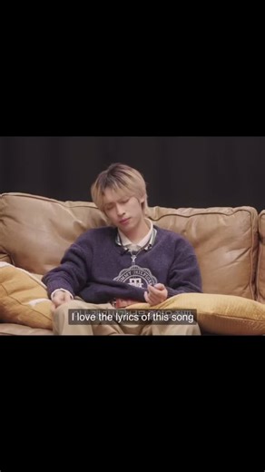 Understanding the Meaning of 'Dreaming Girl' by Xdinary Heroes