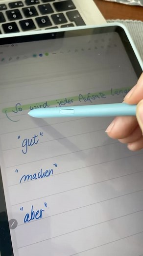 Studyflix on Instagram: "So wird jeder deiner Aufsätze länger!🤩📝 #Schreiben#Lernen#Ausdruck#Deutsch#Schule#Schüler#Uni#Student#Essay#Aufsatz#Lehrer#Note#GuteNoten#Tipps##Hack#Wort#Satz#Unterricht#Logisch#IQ#Hausaufgaben#Hausarbeit"