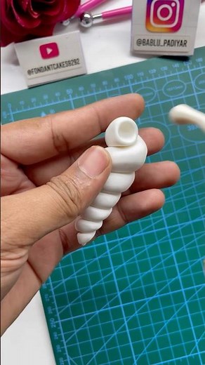 How To Make fondant Seashells | Sea Cake Topper | Suger Craft ‪@fondantcakes9292‬