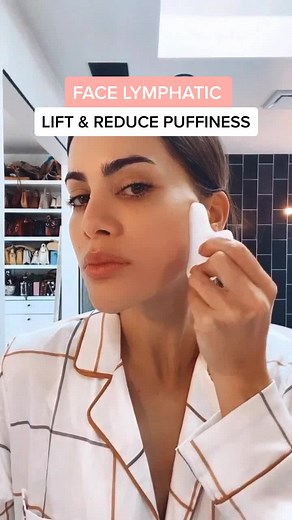 Effective Skincare Routine: Try It Now!