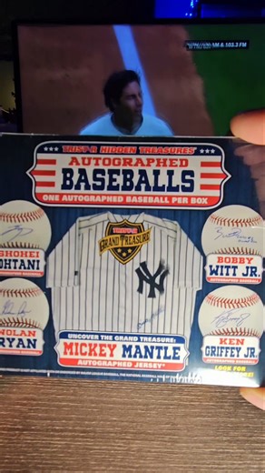 MYSTERY AUTOGRAPH BASEBALL FROM DAVE & BUSTERS #MLB #Baseball #Mystery #Unboxing #Autograph #Shorts