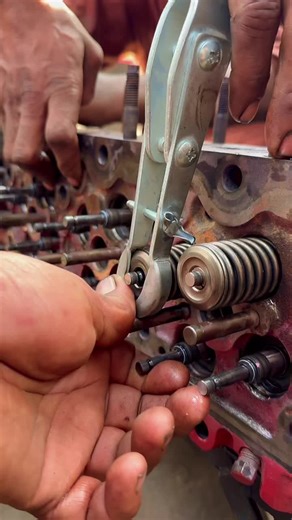 Engine Head Valve Spring Lock adjustment #shortsfeed #head #mechanic #yt #shorts