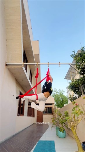 Aerial Yoga pretty shape + a mini drop in the end! Save & Try💕