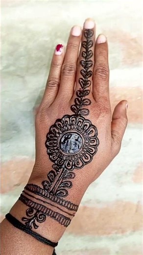 simply mehandi design❤❤❤