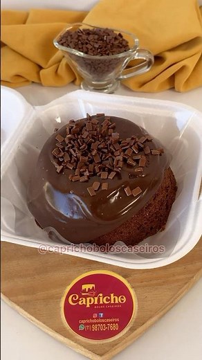 Mini Bolo Caseirinho Vulcão de Brigadeiro