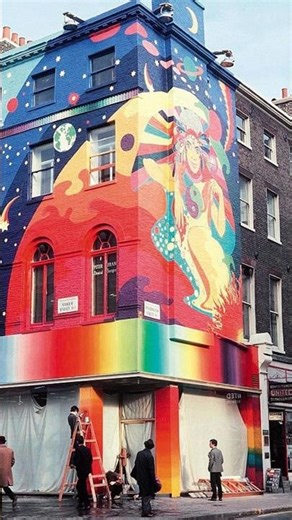 Where was the Beatles Apple Boutique in London? #beatles