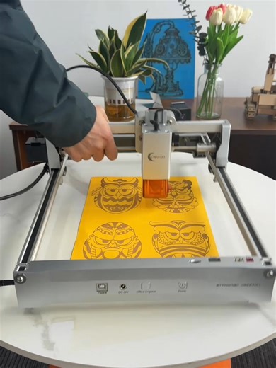 Four Owls Engraved on Yellow Card Design