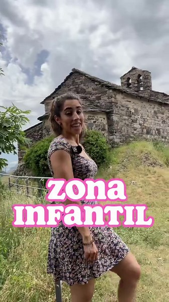INTERNATIONAL FOODIE FEST 📍Antic Camping Pla, Canillo. Andorra Si el año pasado fue brutal, ¡¡este año promete aún más!!! 🥳👏 Nos lo hemos currado mucho para mejorar todo aquello que el año pasado flojeó y, no contentos con eso, hemos añadido más cosas! 🔸18 restaurantes 🔸 Coffee corner de especialidad 🔸 Bar 🔸 Conciertos 🔸 Dj 🔸 Talleres y degustaciones 🔸 Zona infantil 🔸 Dog friendly ¡Más mesas, más sombras, más puntos de agua! 🕞Horario: 12 junio: de 19h a 23h 13 junio: de 12h a 23h 14 