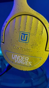 Trust Gaming x Under The Waves 🌊 Trust und Spotlight von Quantic Dream Games haben ein exklusives Fayzo-Headset kreiert, inspiriert von Stans U-Boot und Unterwasserbasis 🤿⚓️ Dieses Headset ist nicht käuflich und nur in wenigen Exemplaren über Instagram-Gewinnspiele für Fans und Sammler verfügbar. Unsere Verlosung ist bereits live – schau also jetzt auf unserem Instagram-Kanal vorbei, um mitzumachen!🤩➡️ https://www.instagram.com/p/C01BurCsI4L/ #trustgaming #gamingheadset #underthewaves | Trust