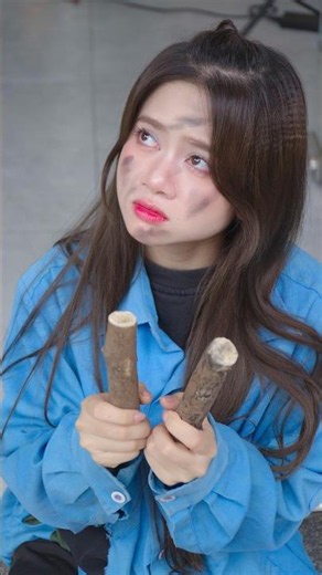 She Wasn’t Allowed Inside… 😢 #lilymeow #lilymiumiu #couplegoals #schoolcrush #schooldrama