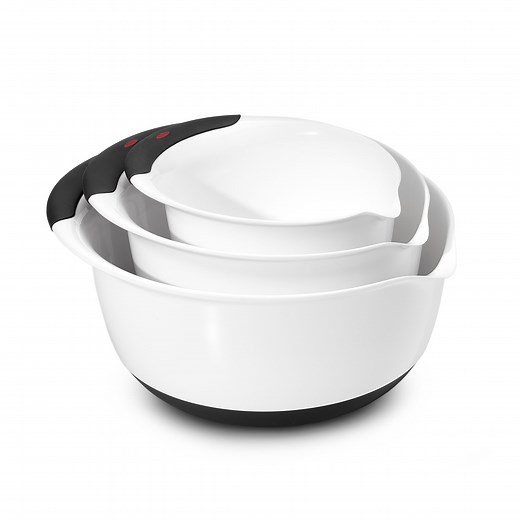OXO SoftWorks 3-Piece Mixing Bowl Set with Easy-Grip Handles, Non-Skid Bottoms & Nesting - Walmart.com