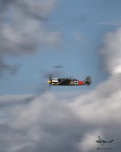 347K views · 10K reactions | Focke-Wulf Fw190 chasing a Spitfire Mk.18 | Warbirds | Facebook