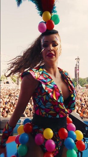 Epic Kickoff to the Weekend! - Intents Festival 2025