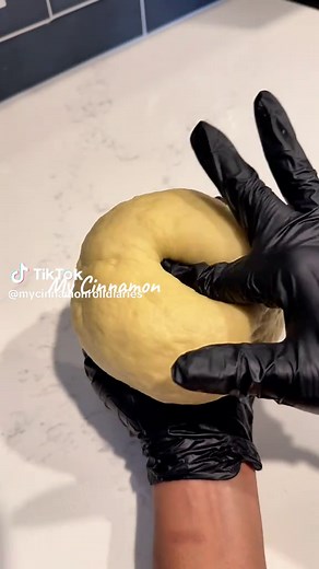 Homemade Cinnamon Rolls: Perfecting Your Dough Technique