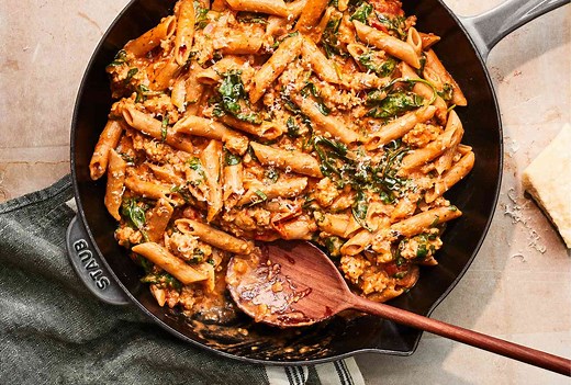One-Skillet Cheesy Ground Chicken Pasta