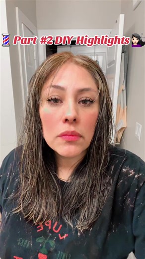 Part # 2 DIY highlights at home 💥💪💅🏽 #part2 #diy #highlights #athome @natureranaturalskincare @LEXI I HTX @Lex.icollections @soyisamomslife_