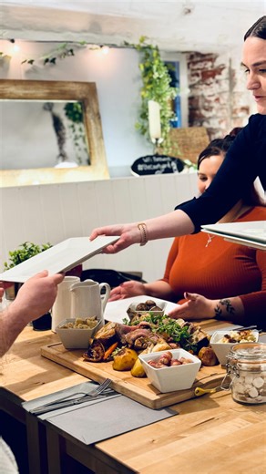 Sundays are made for sharing 🤎 Introducing our Family Sunday Roast Sharing Feast — the ultimate way to bring everyone together around the table at The Courtyard Restaurant. A trio of perfectly cooked meats: Sirloin of Beef, Slow Roasted Pork Belly with Crackling & Garlic and Rosemary Roast Chicken. All served with the finest trimmings — golden roast potatoes, thyme carrots, maple parsnips, green beans & cavolo nero, cauliflower cheese, pigs in blankets, cranberry & pork stuffing, fluffy Yorkshi