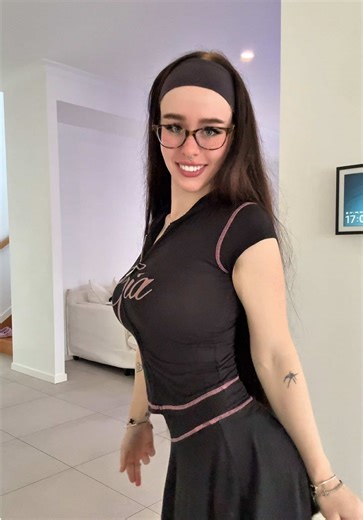 lara rose (@littleprincesspoppyy)’s videos with son original - Vibeyn 🎶