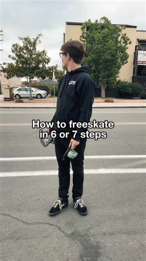 JMKRIDE Freeskates on Instagram: "How to freeskate in 6 or 7 steps 🤷‍♂️"