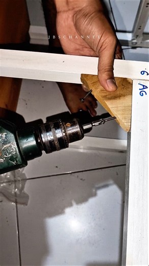 how to install a support triangle #woodworking #tipsandtrick #tutorial #howto