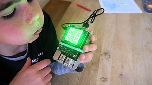 Handheld Humidity Measuring with Astro-Pi #piday #raspberrypi @Raspberry_Pi