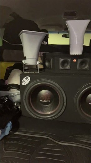Wicked by future on the BIG 2 12 inch subs with hi’s on