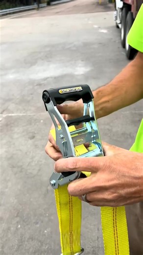 Threading Ratchet Straps ⚙️ | Tyrone Washington | Facebook