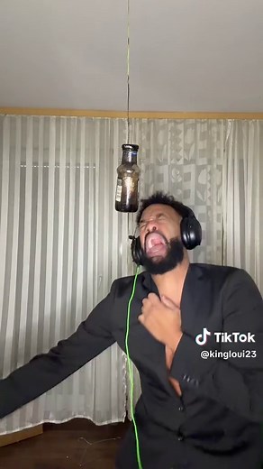 Emotional Tribute to Papa: King Louie's Touching Lyrics