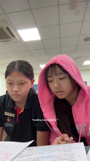 Safe with me 😉😉😉 @jessie.tqc