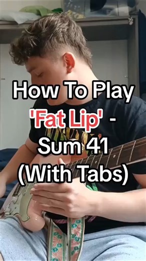 How To Play 'Fat Lip' By Sum 41 In Under 60-seconds! 🎸