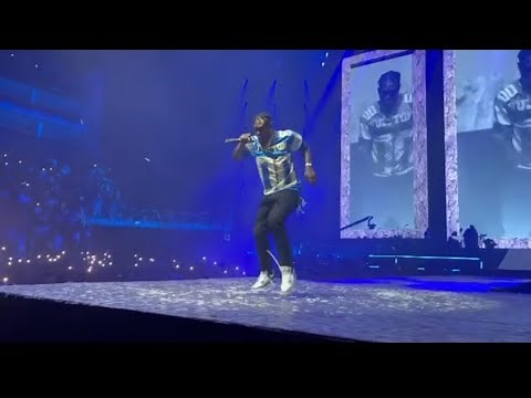 Crazy Zlatan Legwork Dance At 02 Arena London 2022 With Davido & Popcan