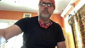 No live stream today...but tomorrow...just let the grooves and notes shower over you at 3pm central...on YouTube and the facial book @wildwoodguitars | Greg Koch