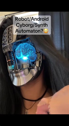 #cyborg #robot #shapeshifter #alien #tiktoker