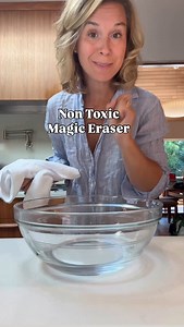 Comment “LINK” for more cleaning recipes. Why people avoid melamine: • Not biodegradable – It’s a petroleum-based plastic. • Can break down into microplastics while scrubbing. • Formaldehyde connection – While “cured” foam is considered safe for contact, some people avoid it because of concerns over potential residues or off-gassing. • Not food safe – Ingesting melamine (from dishes, sponges, or contaminated food) has been linked to kidney toxicity in high doses. So while it’s effective at scrub