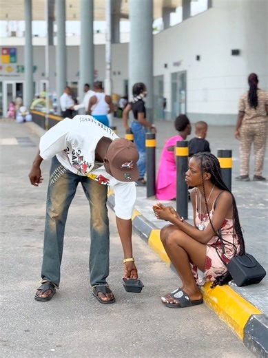 Automatically turned out to be a beggar 🤣 #franzkid #prank #fypppppppppppppppppppppppp #prankvideo