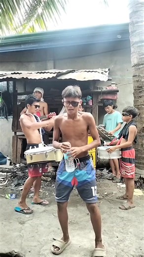 Ito pala yung tunay na lyrics ng viral song na "EGIT" | Kapulong Brader