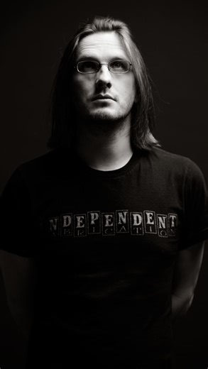 Take Care Of Ur Ears✨ on Instagram: "Porcupine tree Live 2005-Arriving somewhere... #StevenWilson #PorcupineTree #ProgressiveRock #ProgRock #LiveMusic #GuitarSolo #ProgCommunity #MusicLovers #ProgLegend #ArtRock #LivePerformance #ProgVibes"