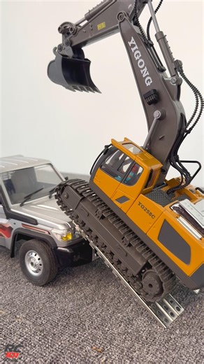 Realistic RC Excavator 1:12 Crawling Challenge | Toyota LC79 SG Model #toyota #rccar #foryou #fyp