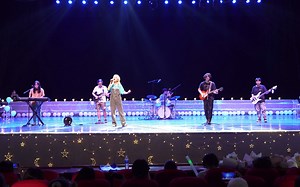 江南大学 过载树莓乐队《你要如何我们就如何》-康姆士COM＇Z