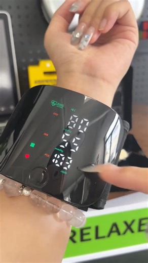 💡 Big digits. Clean layout. The backlit screen is easy to read in bright rooms or low light. Icons for pulse and readings keep information organized, making daily tracking simple for different users in the household. Learn More : http://bit.ly/3LiwXI9 | CleanRead Monitor